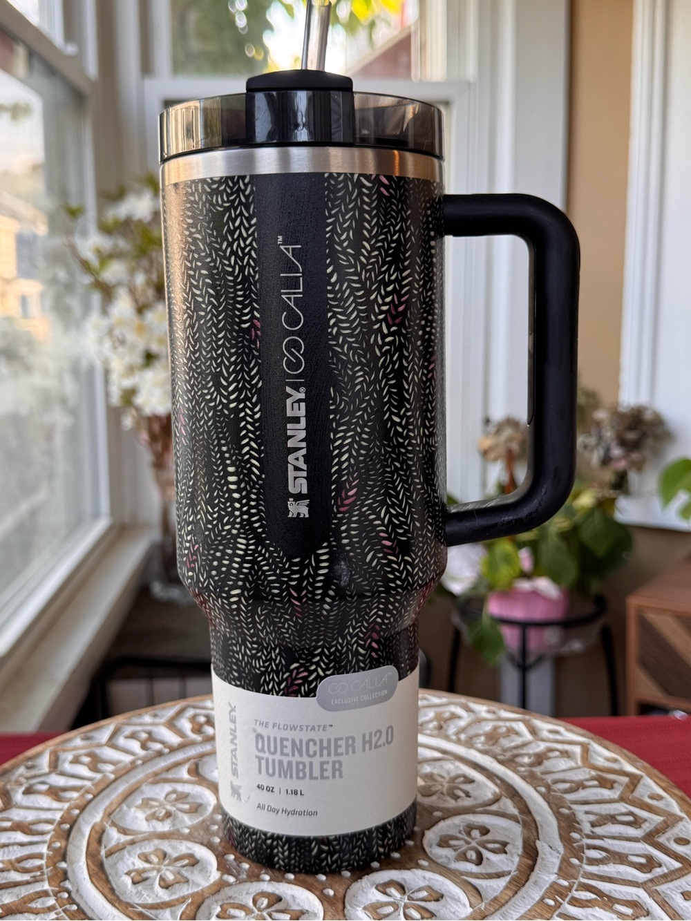 Stanley x CALIA Black Serpent Quencher H2.0 FlowState Tumbler 40 oz